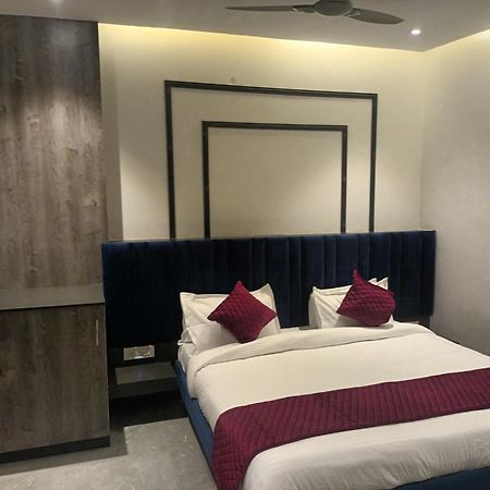 Hotel Oscar أمريتسار المظهر الخارجي الصورة