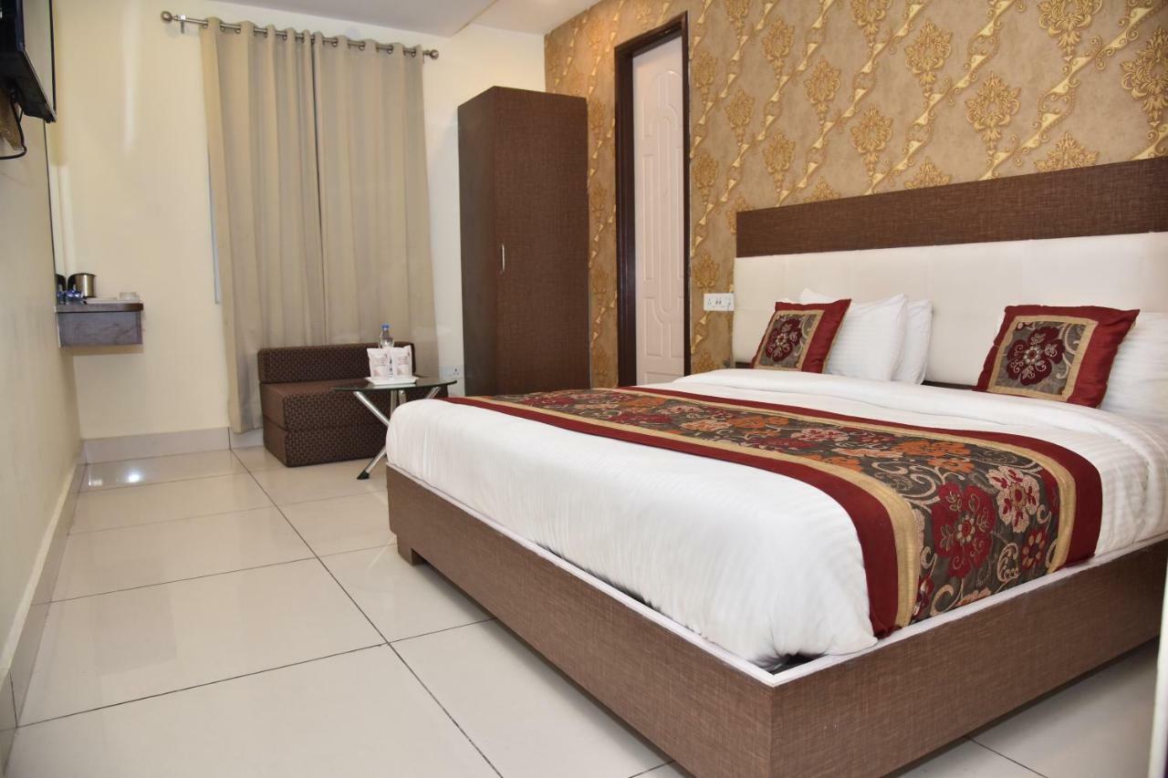 Hotel Oscar أمريتسار المظهر الخارجي الصورة